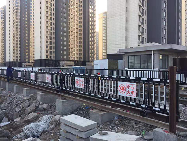 DPM-TL型平移式鐵路道口電動欄門